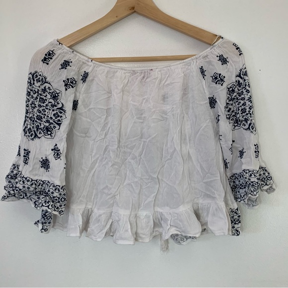 Blouse - Picture 2 of 3